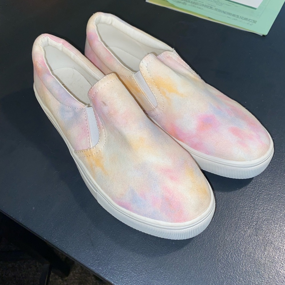Women’s shoes